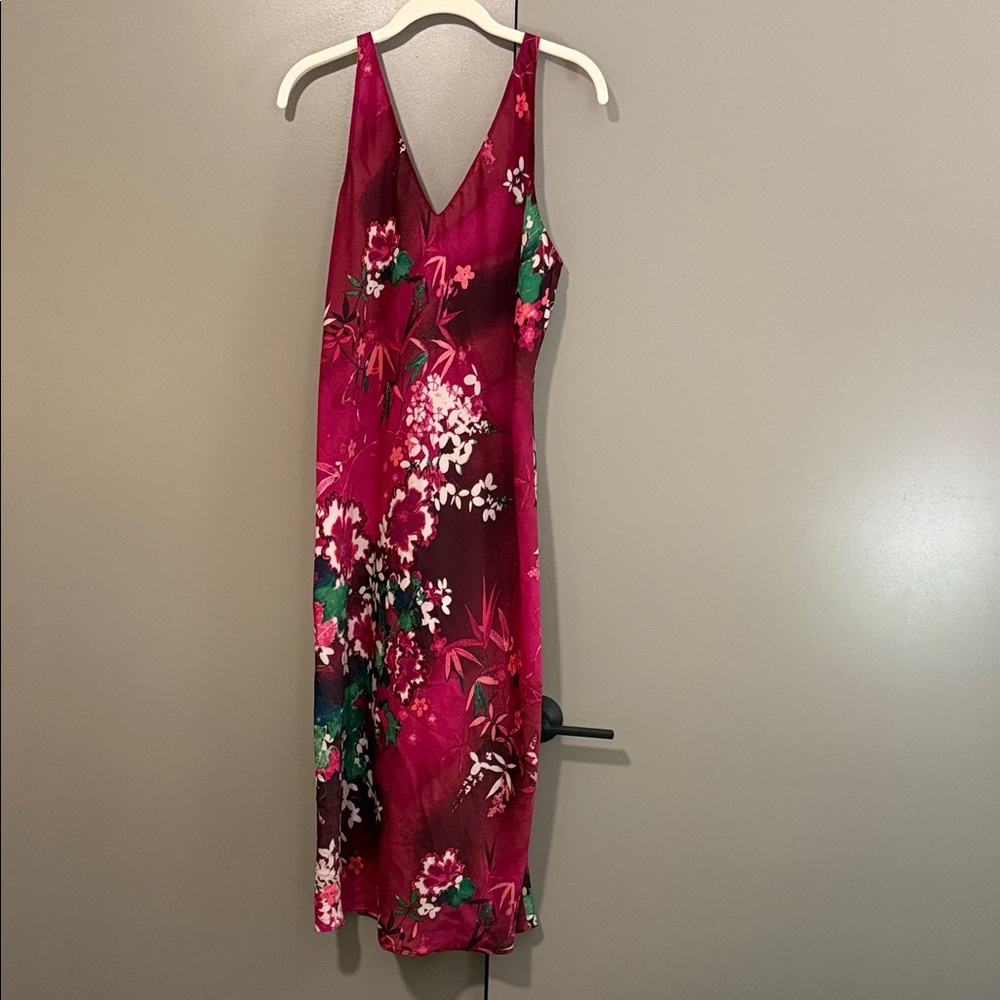 N by Natori Floral Sleeveless V-Neck Satin Floral Print Coordinating Nightgown
